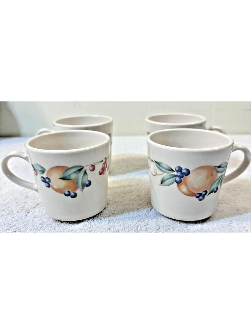 CORNING WARE CORELLE "ABUNDANCE” Set Of 4 Coffee Tea Mugs Cups 3”H EUC No Fade